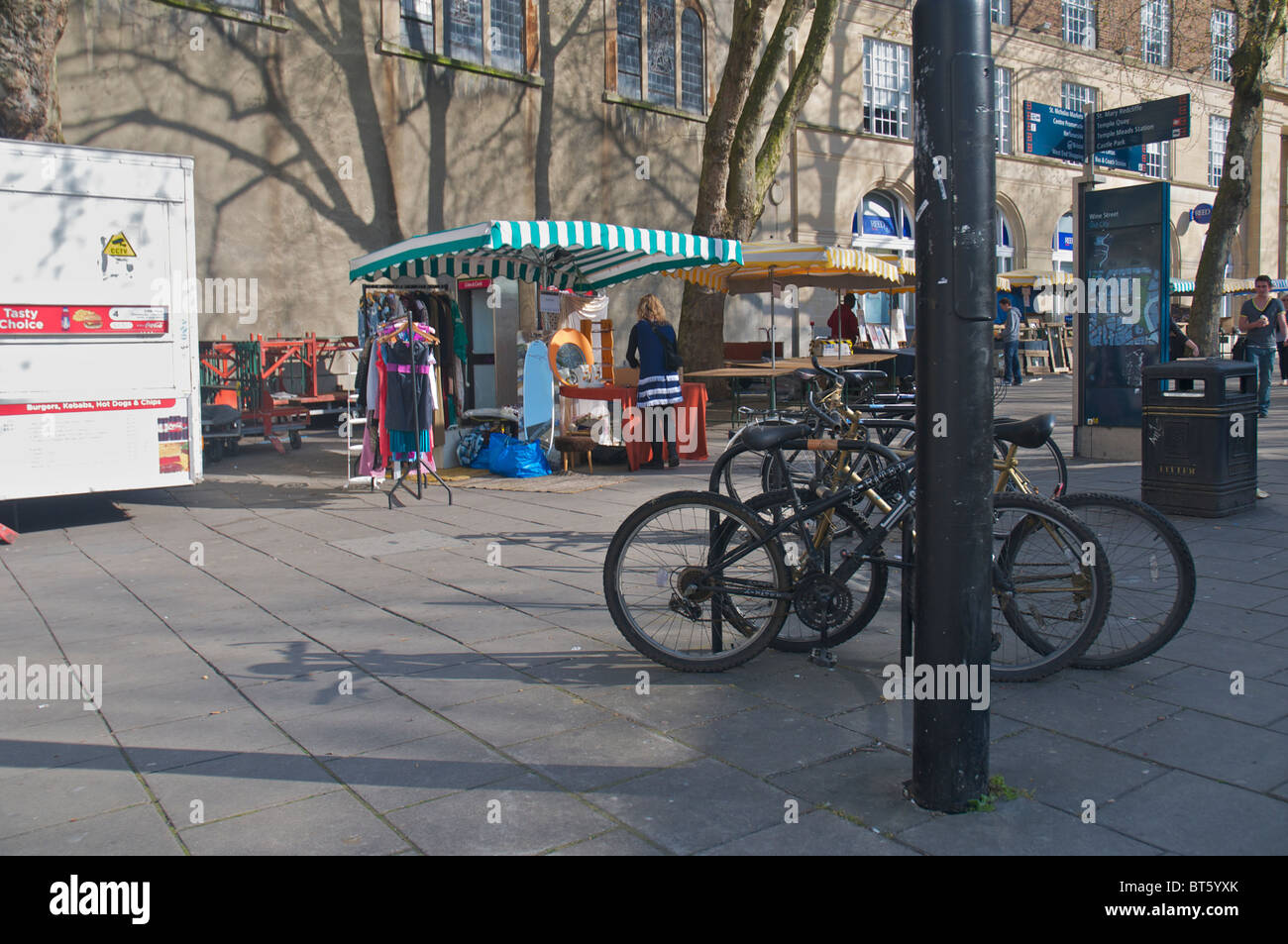 Mercato sulla Strada del Vino il centro città di Bristol Foto Stock