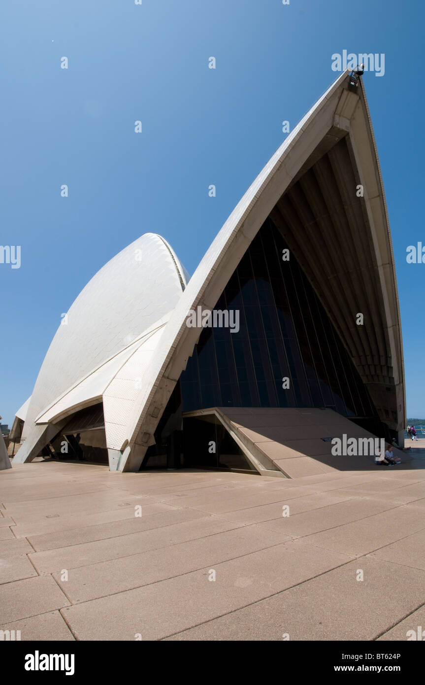 La Sydney Opera House e multi-sede performing arts center città australiana Sydney architetto danese Jørn Utzon, il Pritzker Prize, archit Foto Stock