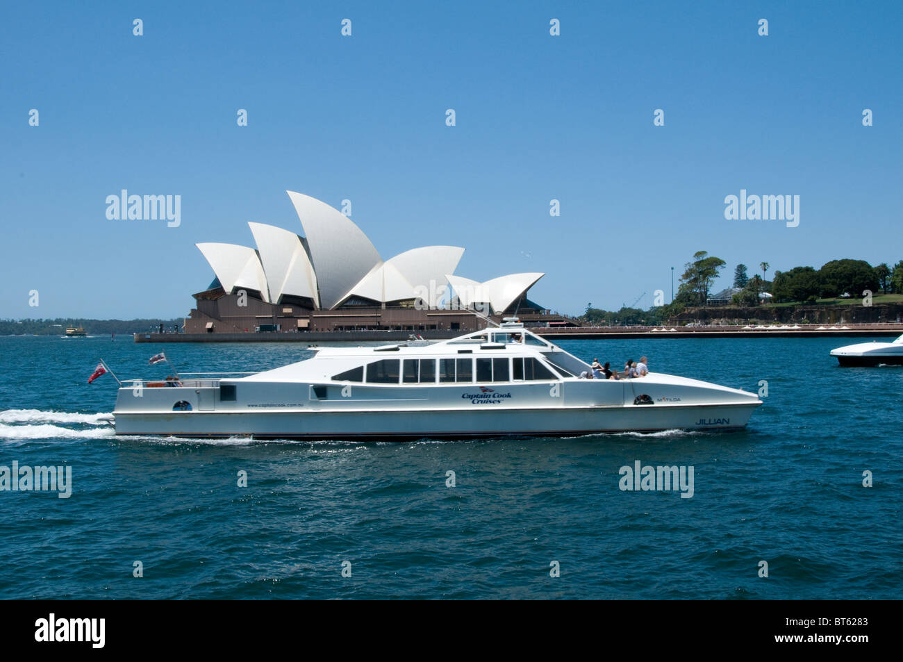 La Sydney Opera House e multi-sede performing arts center città australiana Sydney architetto danese Jørn Utzon, il Pritzker Prize, archit Foto Stock