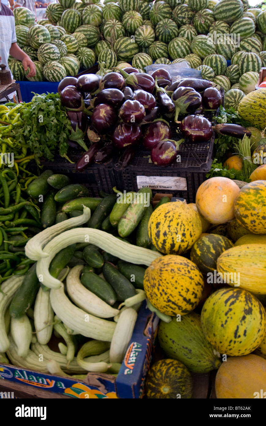 Freschi del mercato locale in stallo la Turchia produrre delicatezza regionali frutta verdura agricoltura, Apple, asiatici, Foto Stock