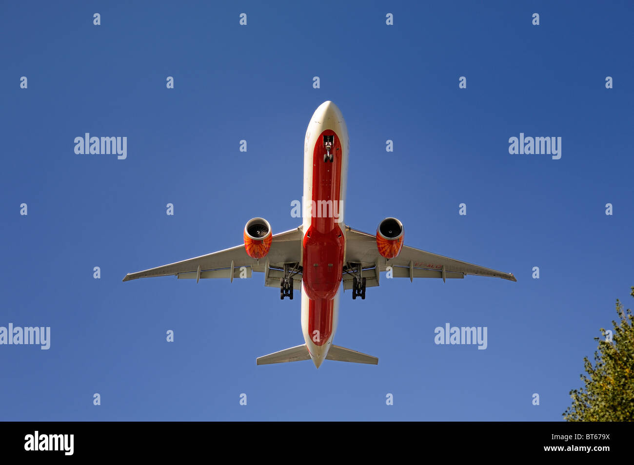 Getto di passeggeri provenienti in terra Foto Stock