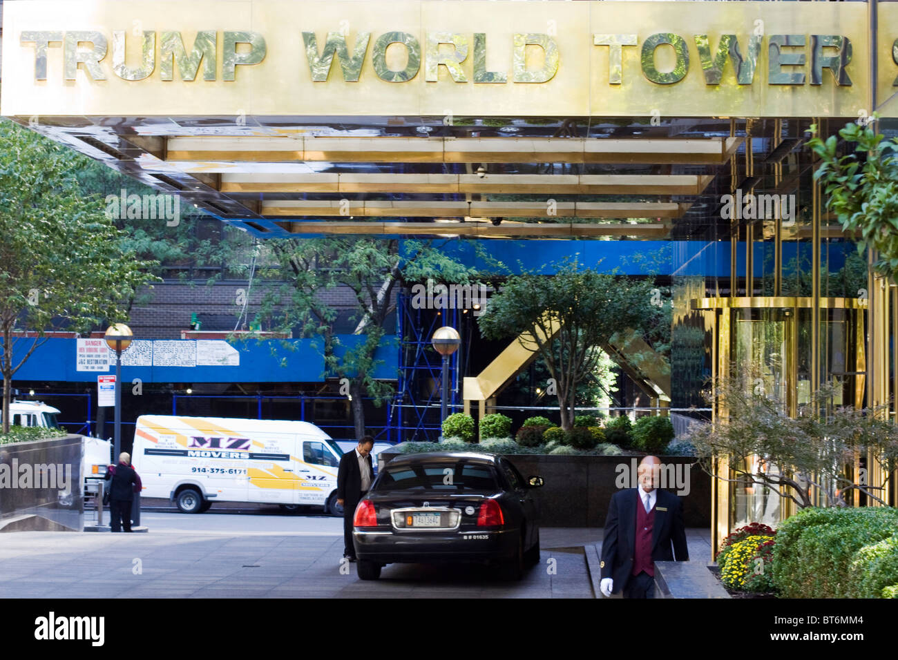 Trump World Towers entrata sulla 1st Avenue NYC Foto Stock