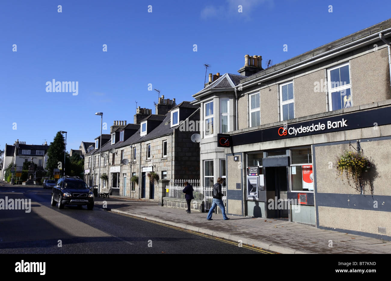 La strada principale della città di Alford in Aberdeenshire, Scotland, Regno Unito Foto Stock