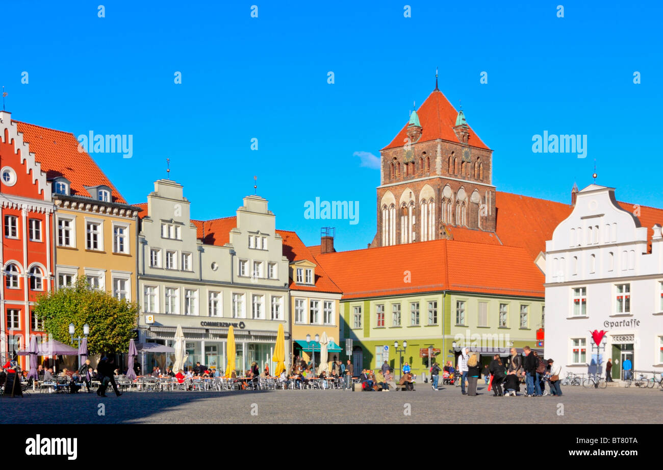 Storiche case mercantili di Greifswald, Germania Baltic Coast Foto Stock