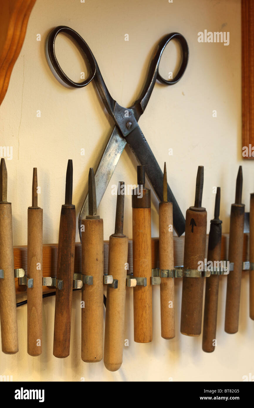 Il legame di un libro workshop bindery Foto Stock