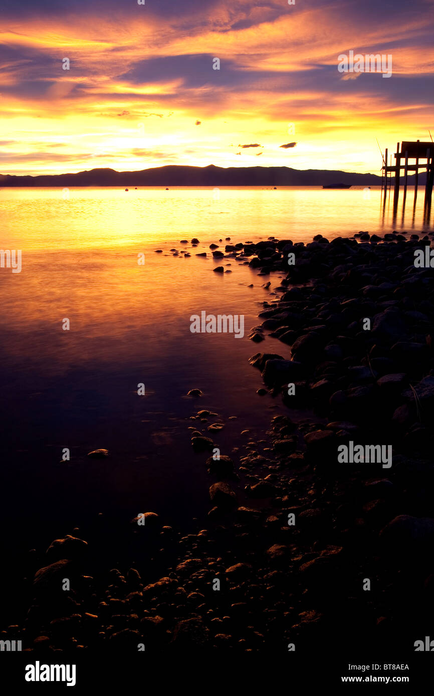 Alba sul lago Tahoe California USA Foto Stock
