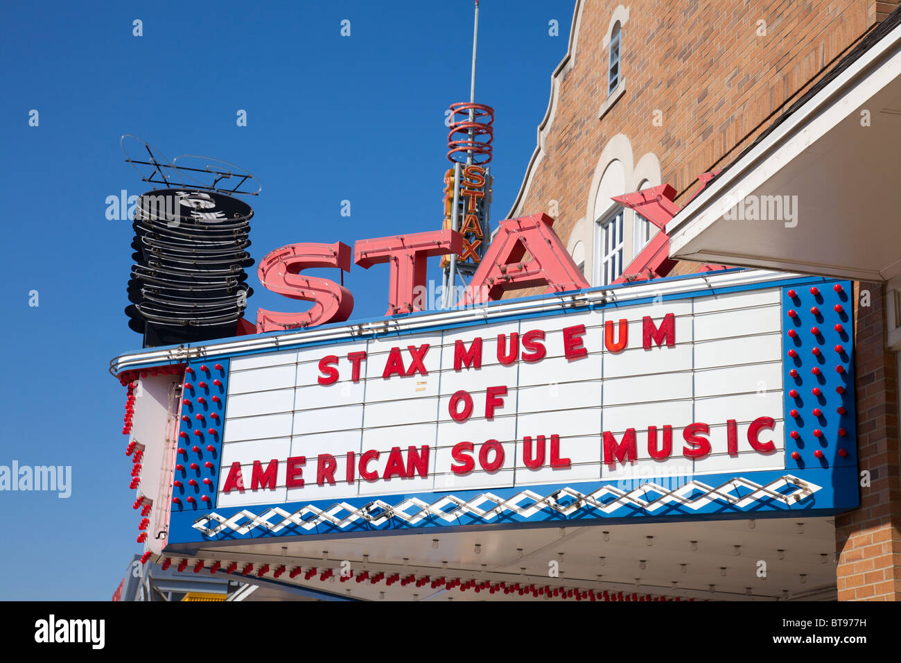 Marquee o tettoia sopra l'ingresso principale del Museo Stax della Musica Soul Americana a Memphis, Tennessee, Stati Uniti d'America Foto Stock