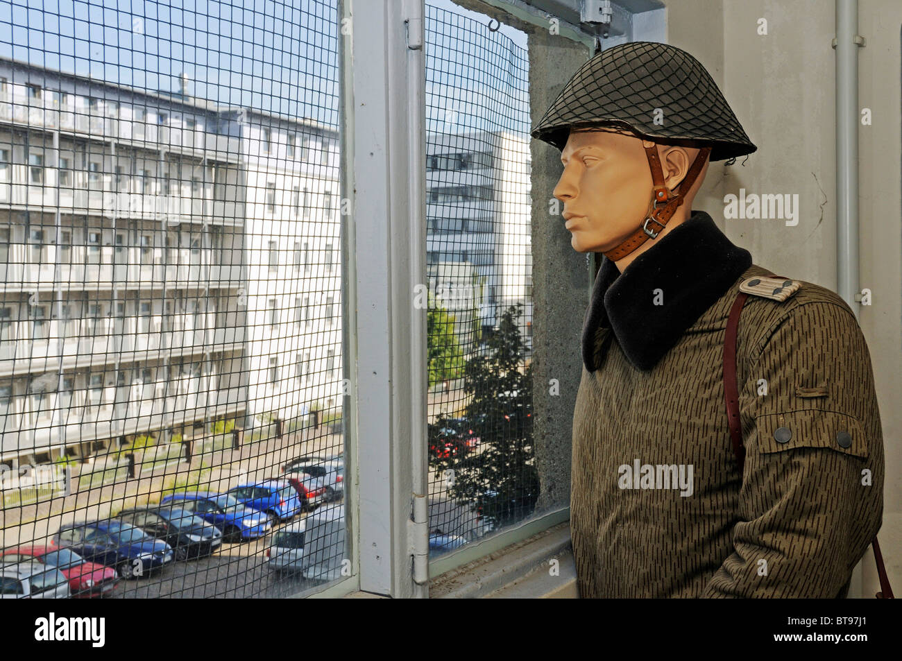 Memorial Guenter Litfin per la prima persona ucciso presso il Muro di Berlino, Kieler Strasse a Berlin-Spandau Foto Stock