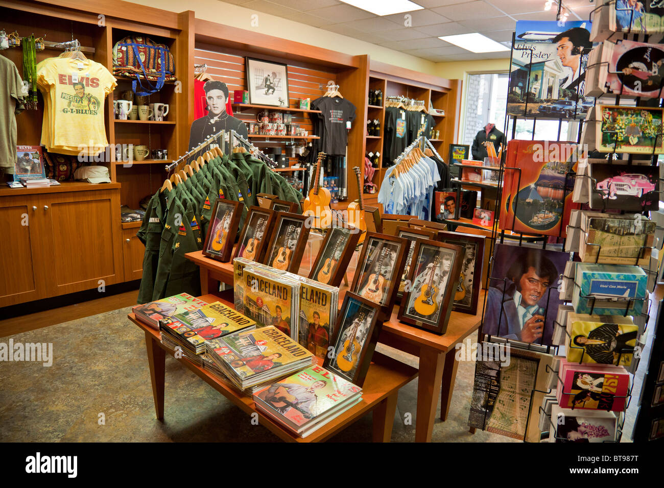 Elvis Presley dono/negozio di souvenir a Graceland, Memphis, Tennessee, Stati Uniti d'America Foto Stock
