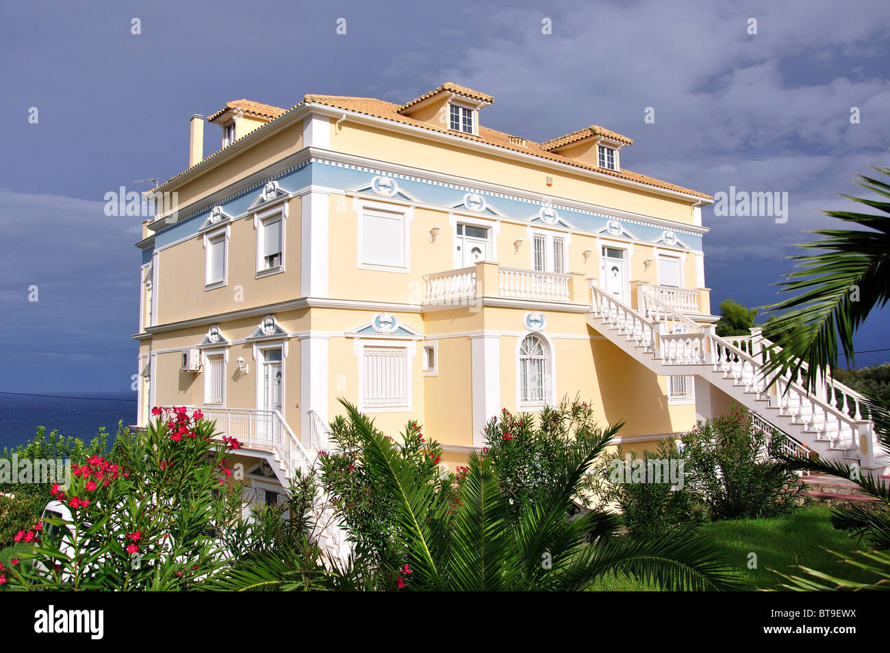Villa di lusso sulla costa vicino a Zante, Zante, Isole Ionie, Grecia Foto Stock