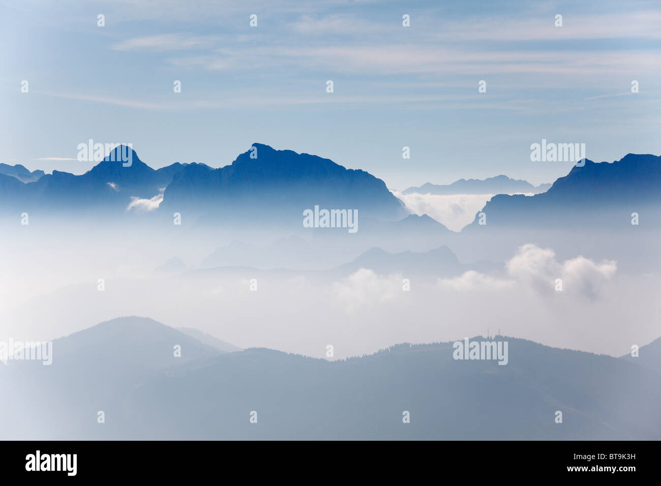 Alpi Giulie, vista dalle Alpi di Villach, Carinzia, Austria, Europa Foto Stock