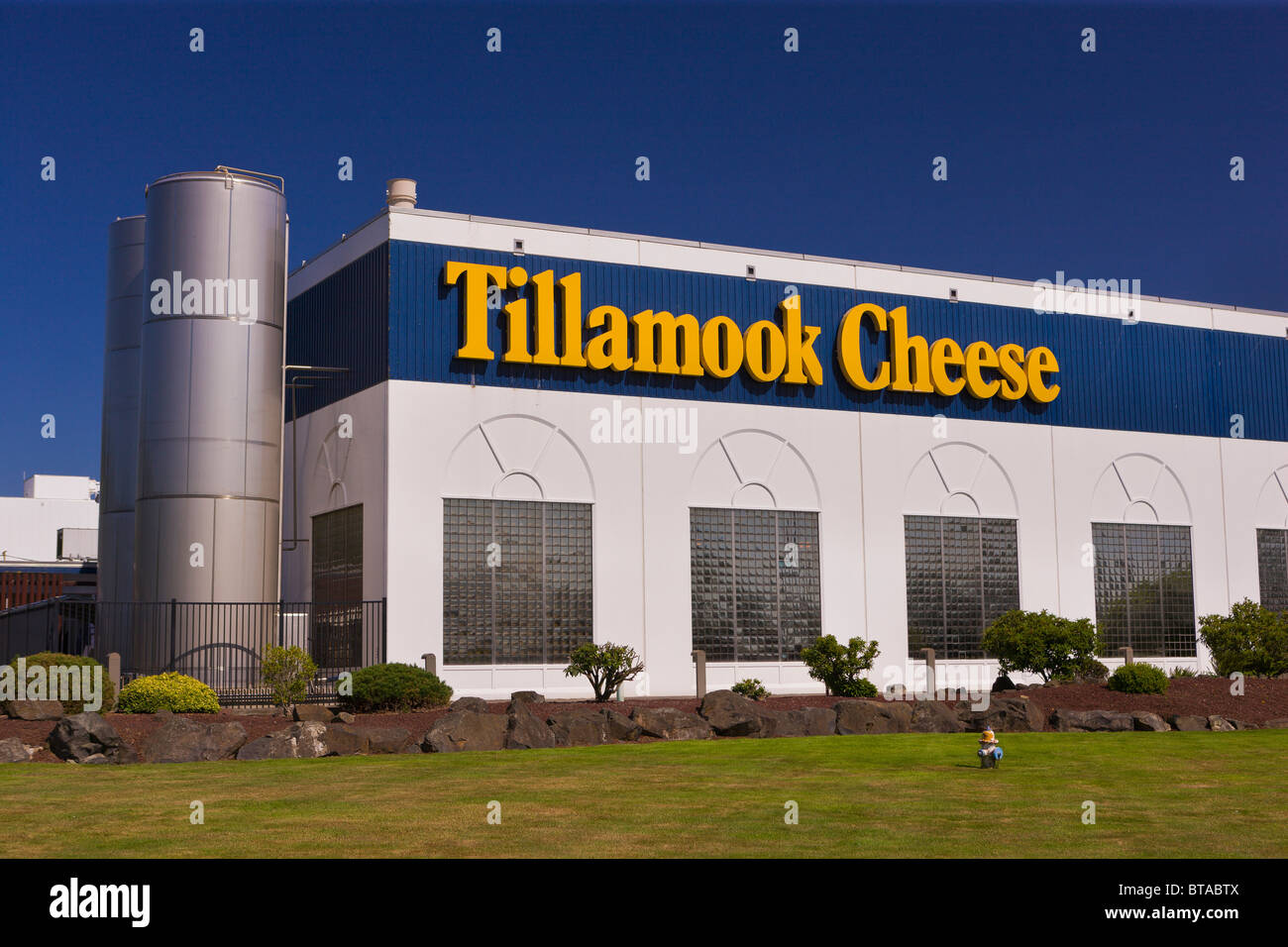 TILLAMOOK, OREGON, Stati Uniti d'America - Tillamook Caseificio edificio, su central Oregon Coast. Foto Stock