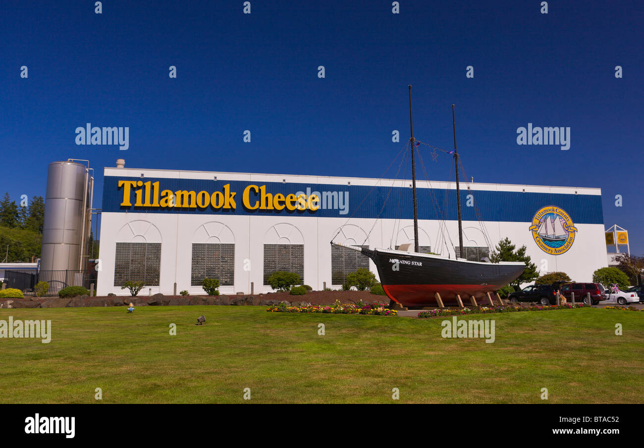 TILLAMOOK, OREGON, Stati Uniti d'America - Tillamook Caseificio edificio, su central Oregon Coast. Foto Stock