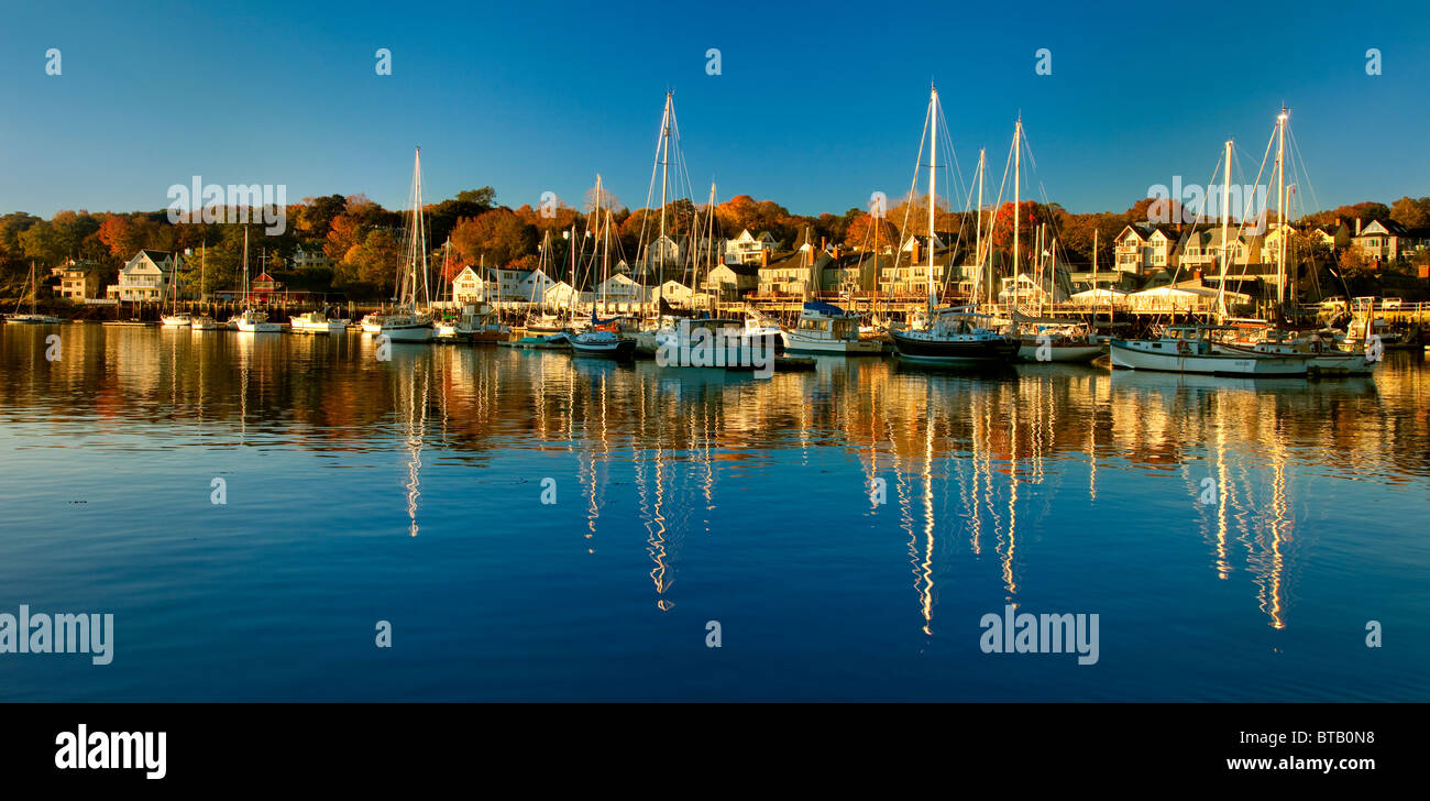 Alba nel porto, Camden Maine USA Foto Stock