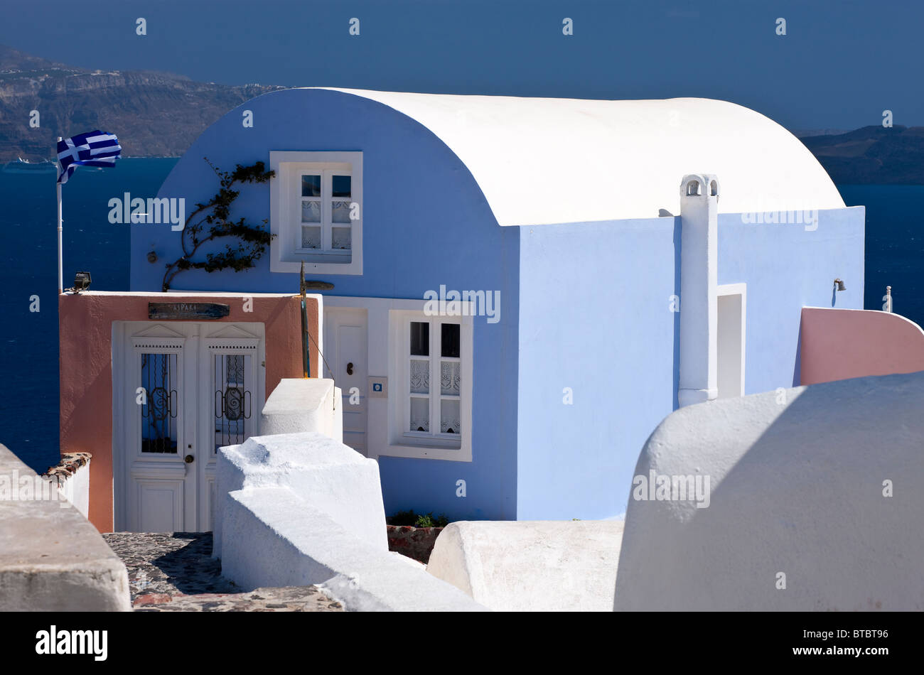 Tipica architettura Oia Santorini Cicladi Grecia Foto Stock