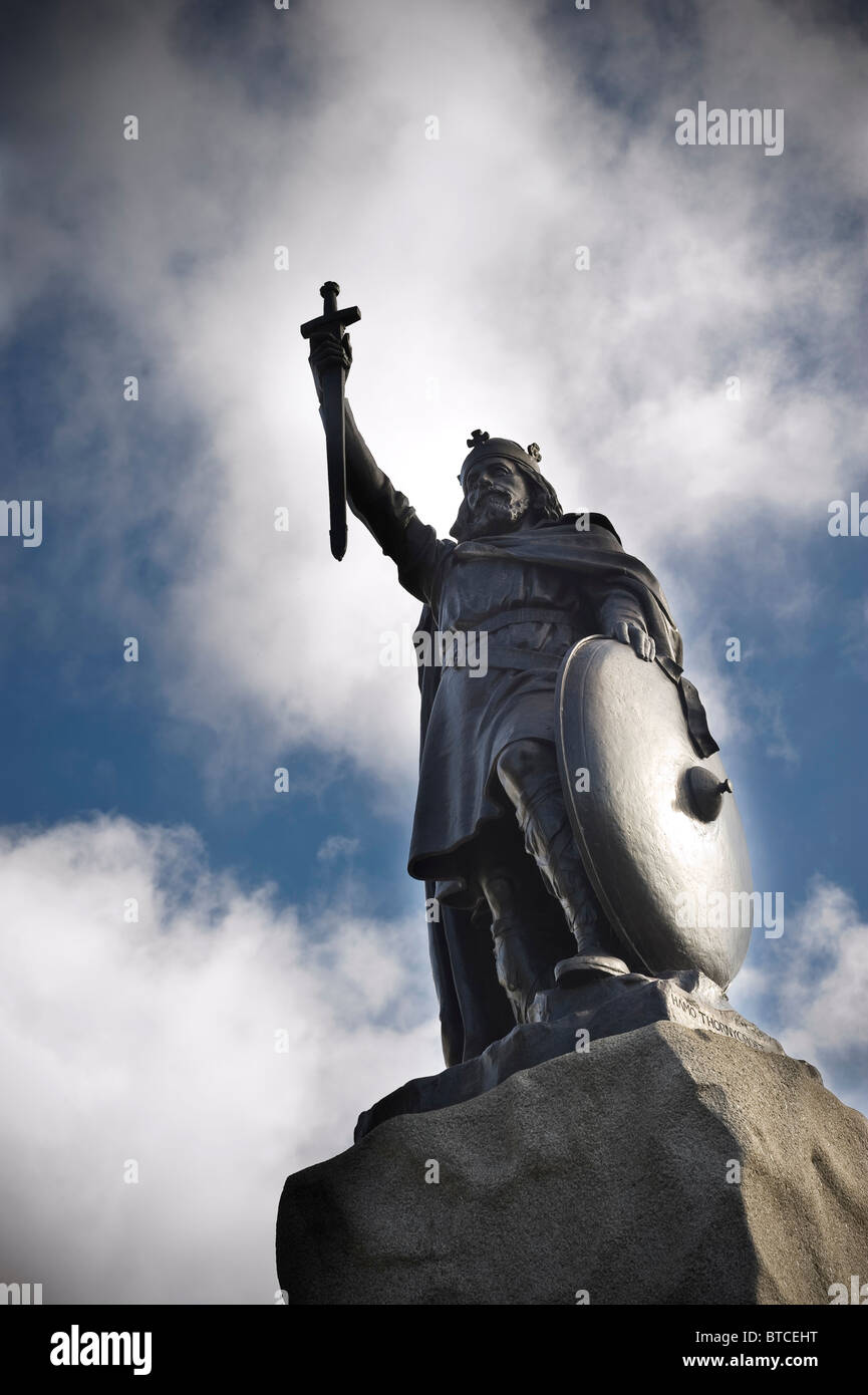 Statua di Re Alfredo il Grande a Winchester, Hampshire, Regno Unito Foto Stock