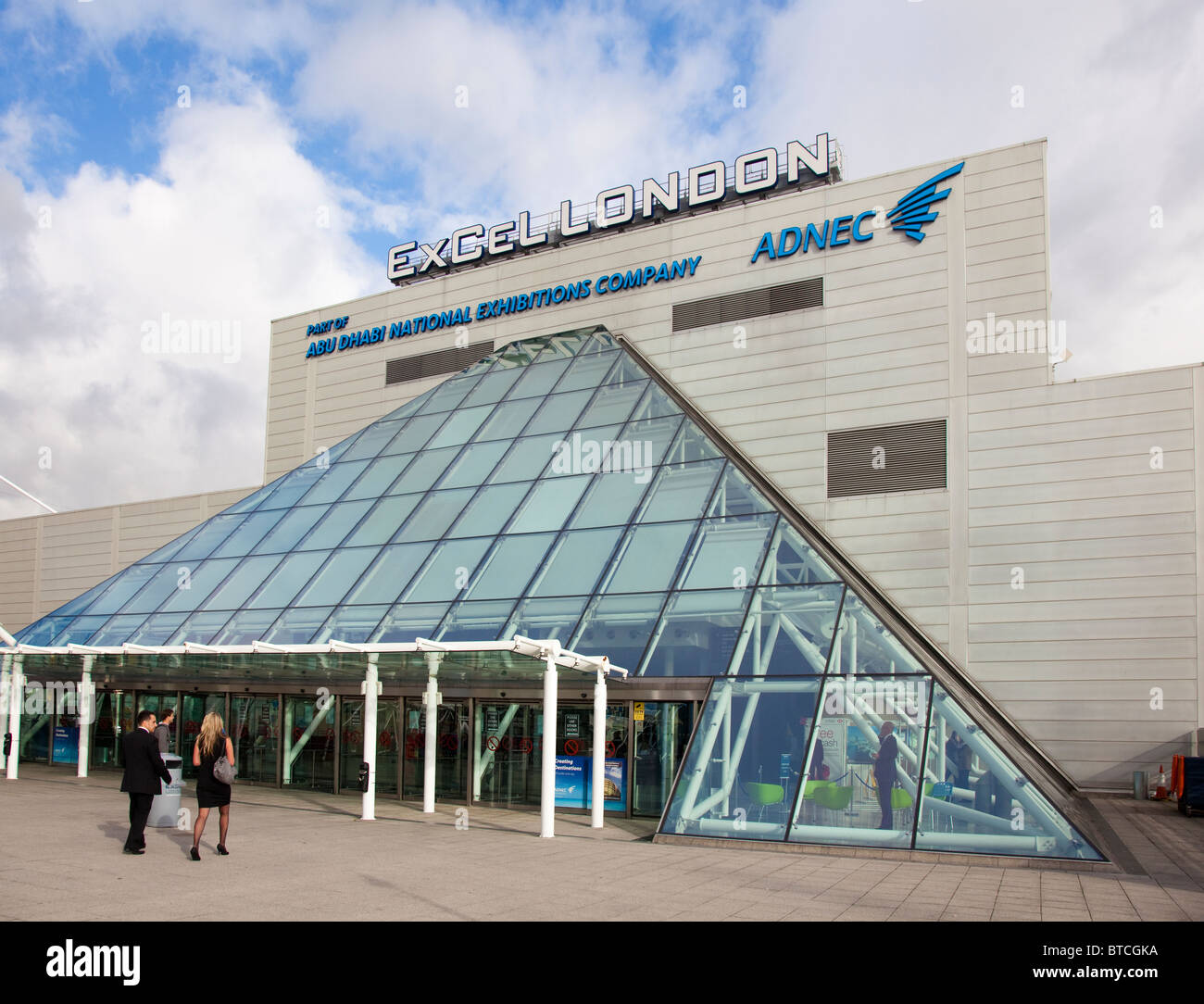 Il Centro Esposizioni ExCel (parte di ADNEC Abu Dahbi National Exhibition Company), Royal Victoria Dock, Londra, Regno Unito Foto Stock