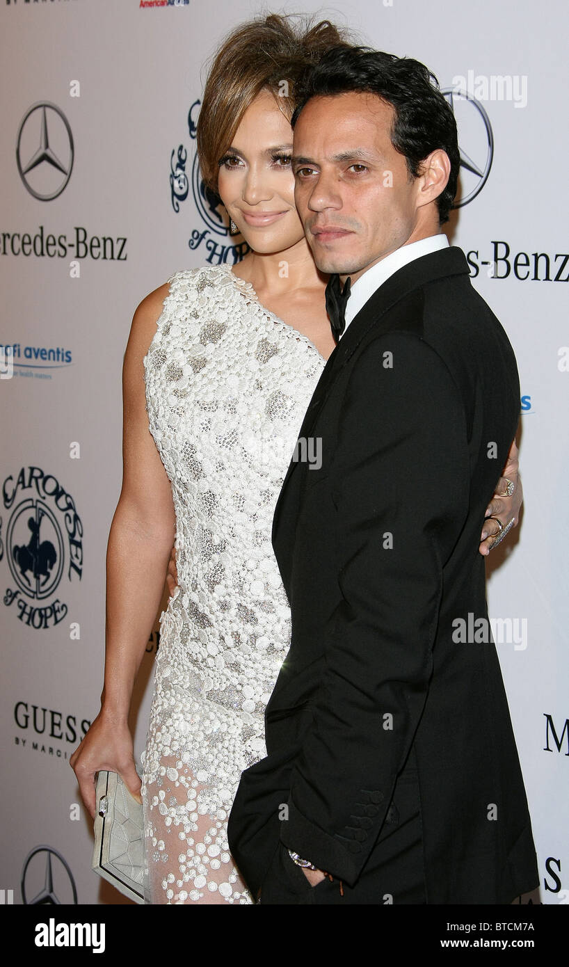 JENNIFER LOPEZ MARC ANTHONY 32ND GIOSTRA DELLA SPERANZA SFERA BEVERLY HILLS LOS ANGELES CALIFORNIA USA 23 Ottobre 2010 Foto Stock