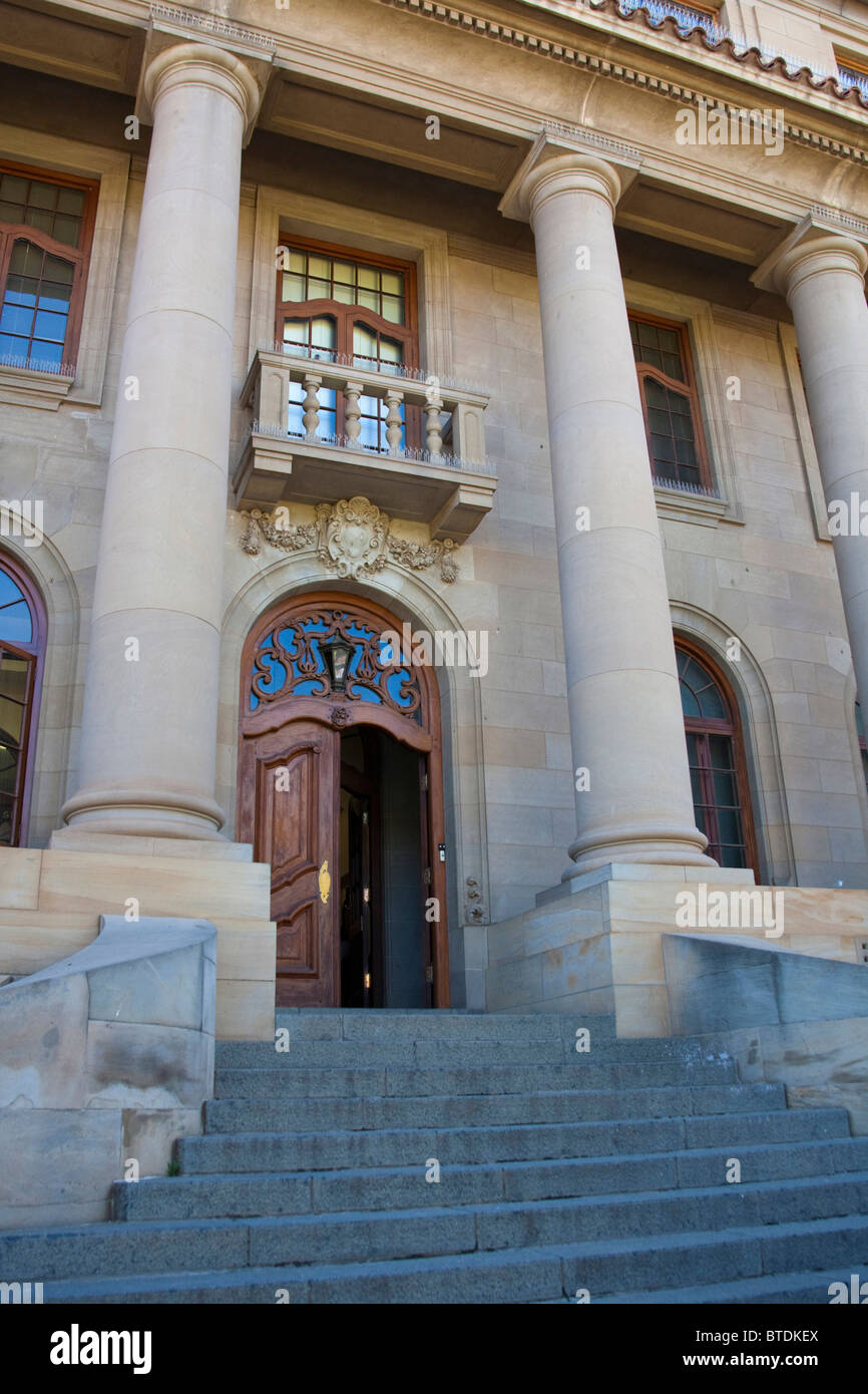 Ingresso alla Corte Suprema di Appello di Bloemfontein, la capitale legislativa del Sud Africa. Costruito 1929 Foto Stock