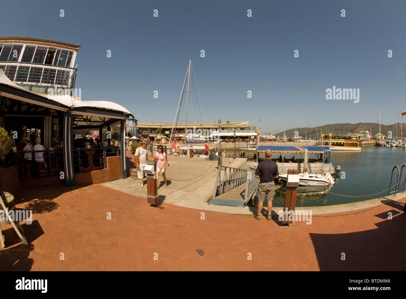 Fish-eye di Knysna Harbour e ristorante Foto Stock