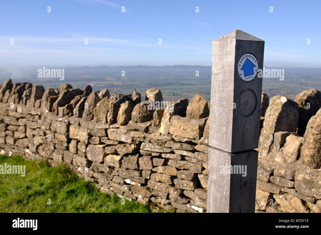 Pubblico marcatore Bridleway su Bredon Hill, Worcestershire, England, Regno Unito Foto Stock