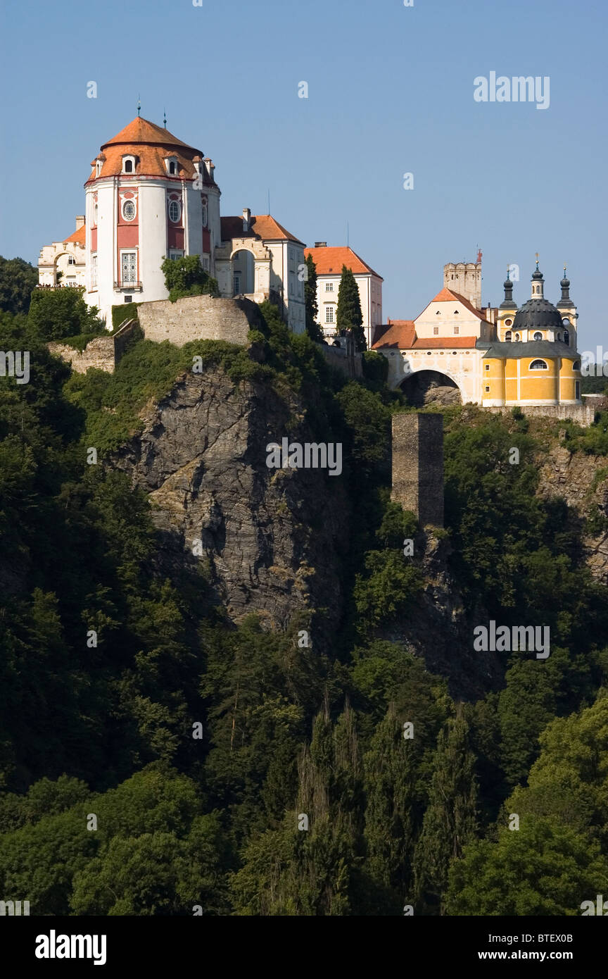 Elk188-3553v Repubblica Ceca Vranov nad Dyji chateau sopra la città su roccia promontary Foto Stock