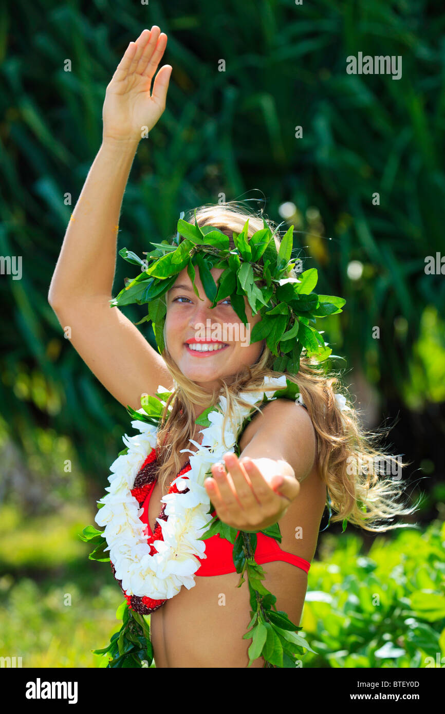 Hawaii Hawaiian Woman Green Lei Immagini E Fotos Stock Alamy