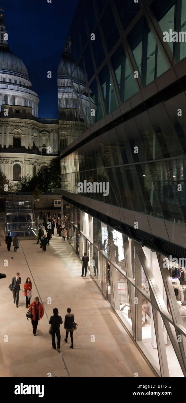 Una nuova modifica Shopping Center - Città di Londra. Foto Stock