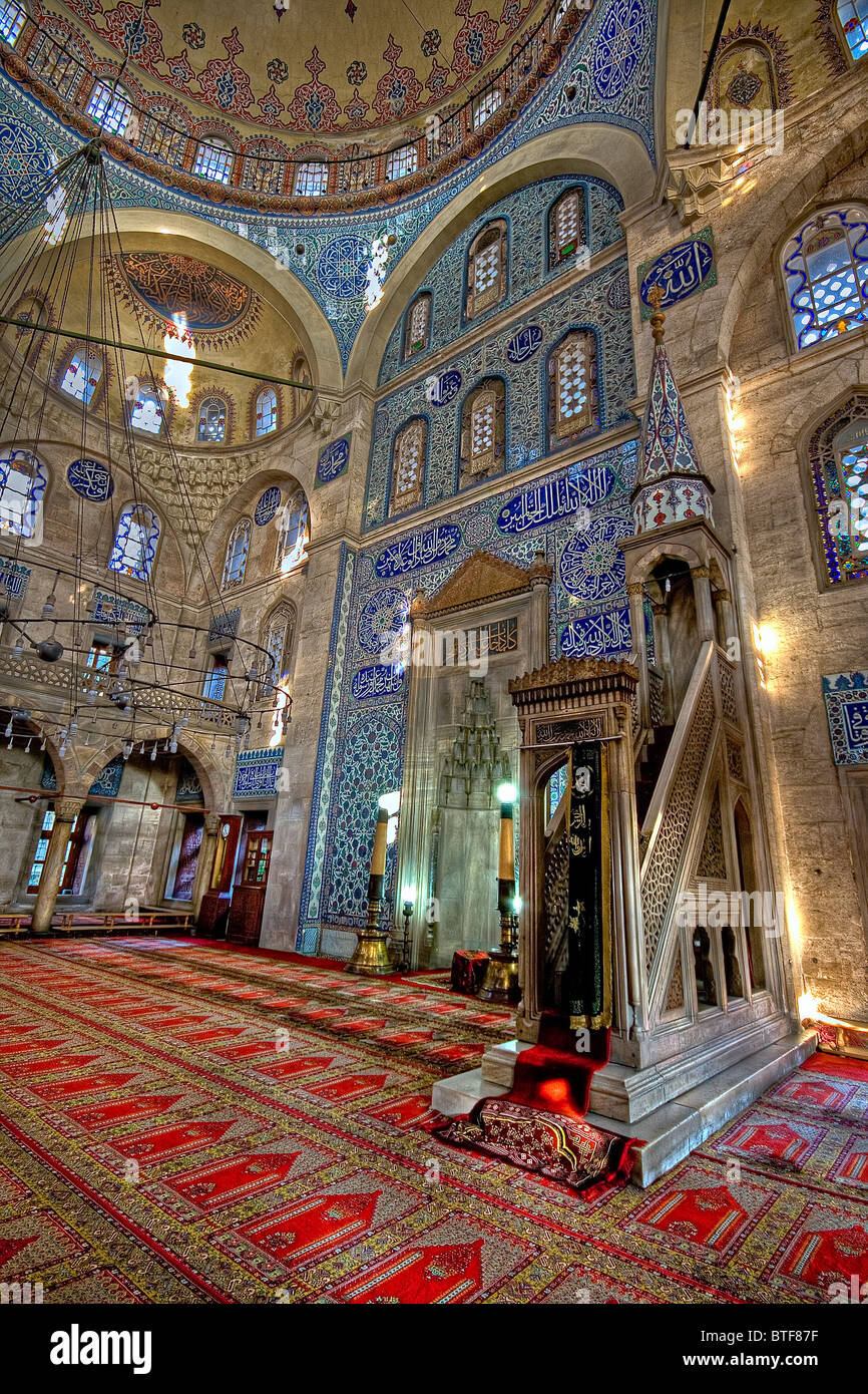 Un paradiso di piastrelle; Sokollu Mehmet Pasha moschea Foto Stock
