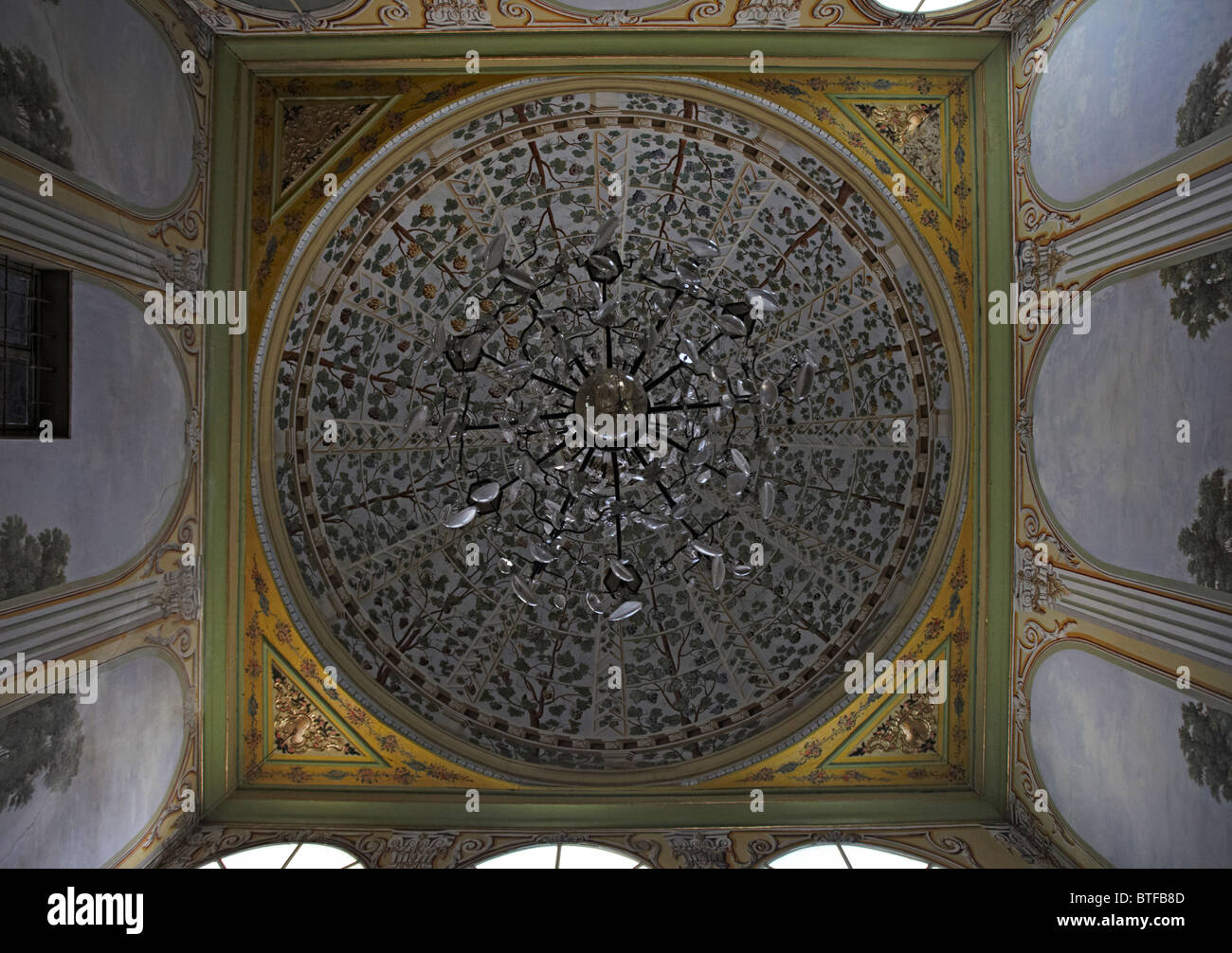 Istanbul palazzo Topkapi Harem soffitto e lampadario Foto Stock