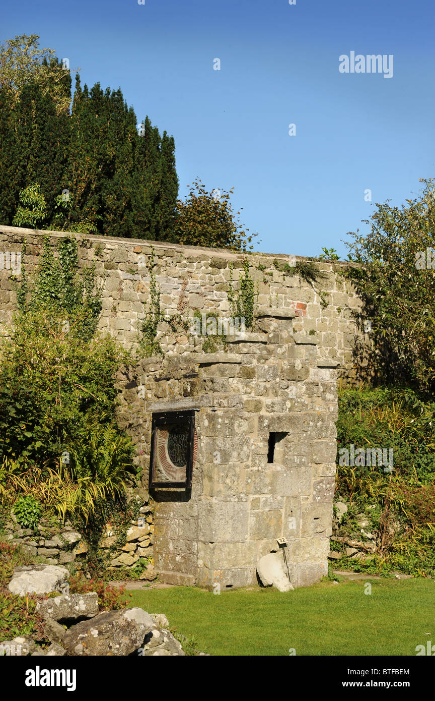 Il santuario che una volta ospitava le reliquie credevano di essere i resti di Re Edoardo il martire nelle rovine di Shaftesbury Abbey D Foto Stock