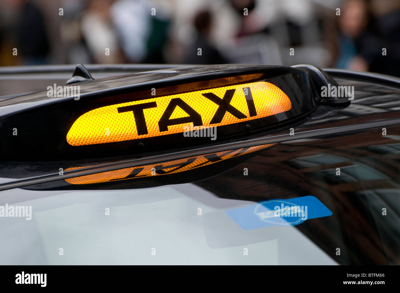 Taxi segno, Londra, Inghilterra Foto Stock