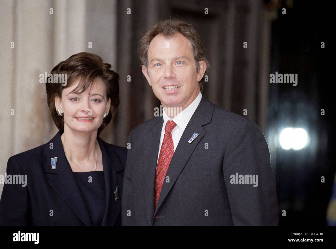 Il primo ministro Tony Blair e la moglie Cherie a Westminster Abbey PER SERVIZIO NHS, Londra Foto Stock