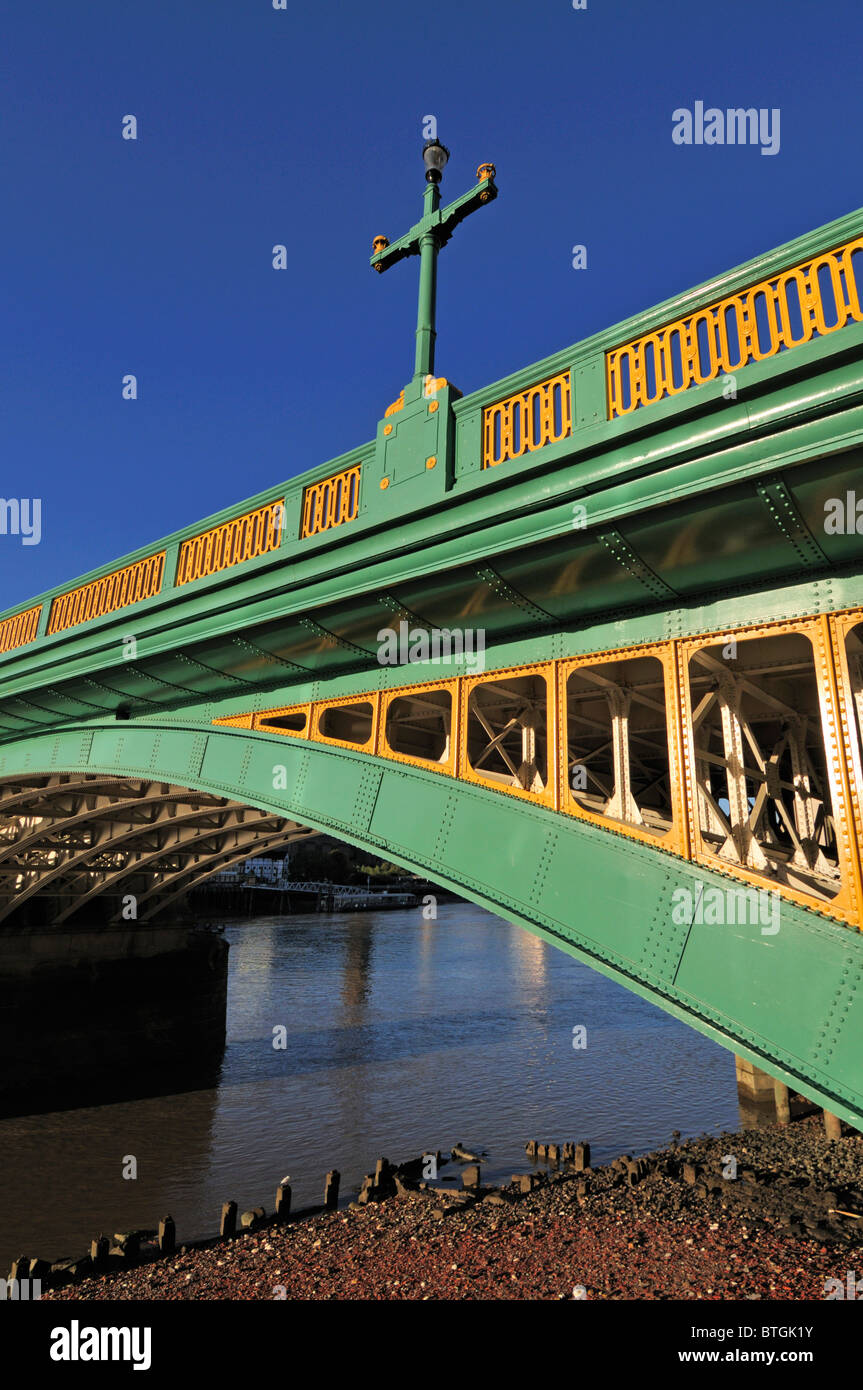 Southwark Bridge, London, Regno Unito Foto Stock