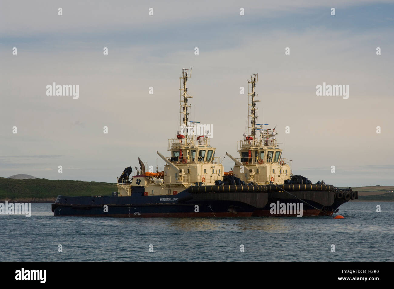 Rimorchiatori, Milford Haven, Pembrokeshire, Wales, Regno Unito, Europa Foto Stock