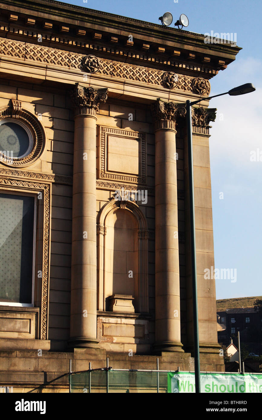 Town Hall Todmorden costruito da John Gibson di Westminster ha elencato la costruzione Foto Stock