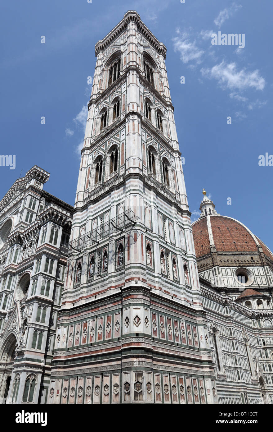 Il Duomo di Santa Maria del Fiore e il campanile. Firenze, Italia Foto Stock