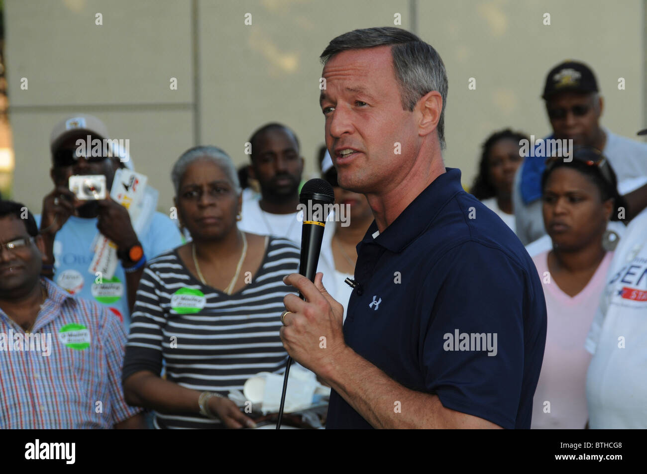 Governatore Martin O'Malley del Maryland risolve una folla di tifosi in Largo, Maryland Foto Stock