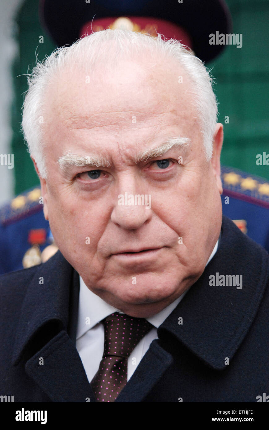 Ex primo ministro russo Viktor Chernomyrdin essendo la Russia di ambasciatore dell'Ucraina circa 2008 Foto Stock
