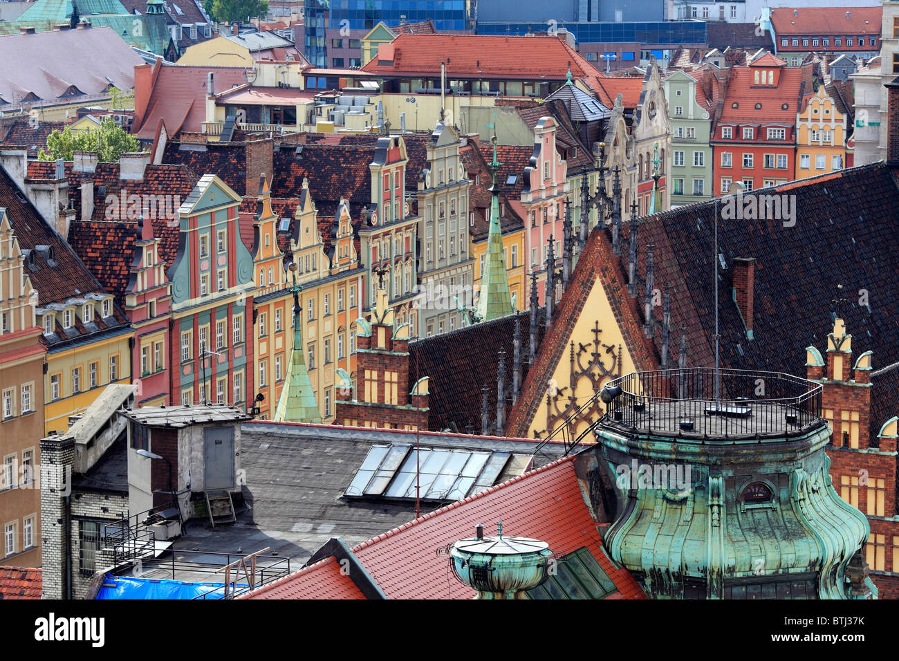 Vista della città dalla chiesa di Santa Maria Maddalena, Wroclaw, Bassa Slesia, Polonia Foto Stock