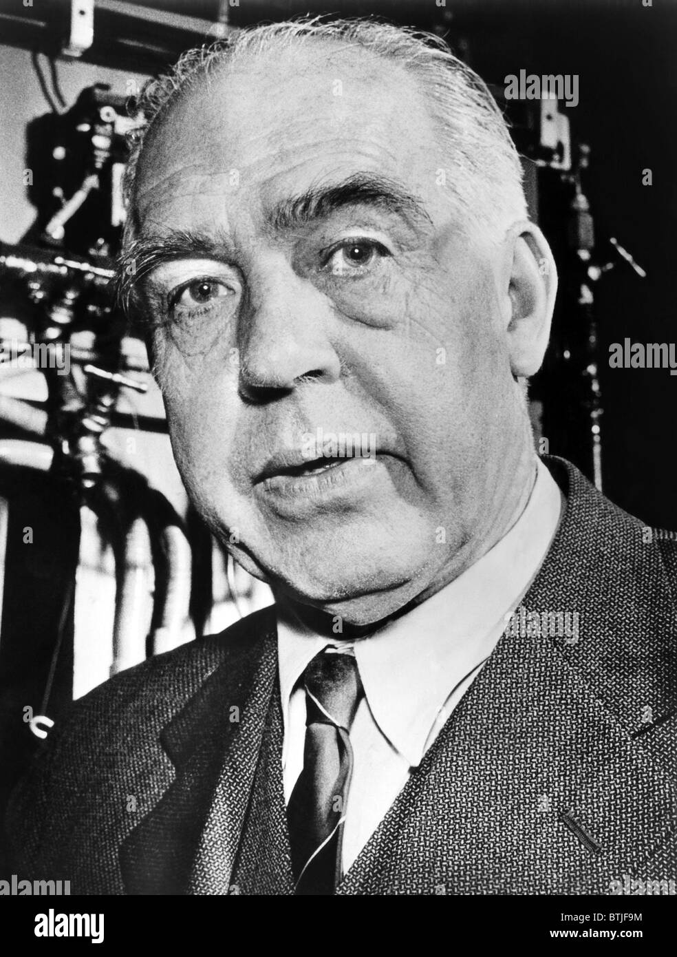 Niels Bohr, 1962. La cortesia: Archivi CSU/Everett Collection Foto Stock