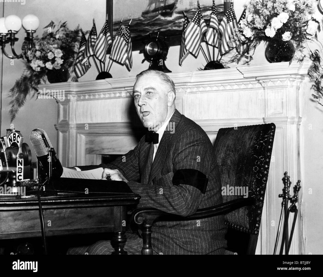 Il presidente Franklin D. Roosevelt (1882-1945), durante il suo primo discorso alla nazione poiché l'attacco di Pearl Harbor, Washington Foto Stock