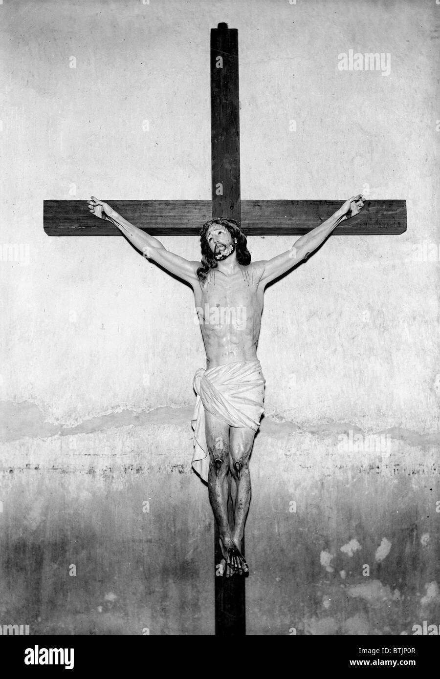 Crocifisso di San Xavier del Bac Mission, Tucson, Az, Donald W. Dickensheets, fotografo, ca. 1940 Foto Stock