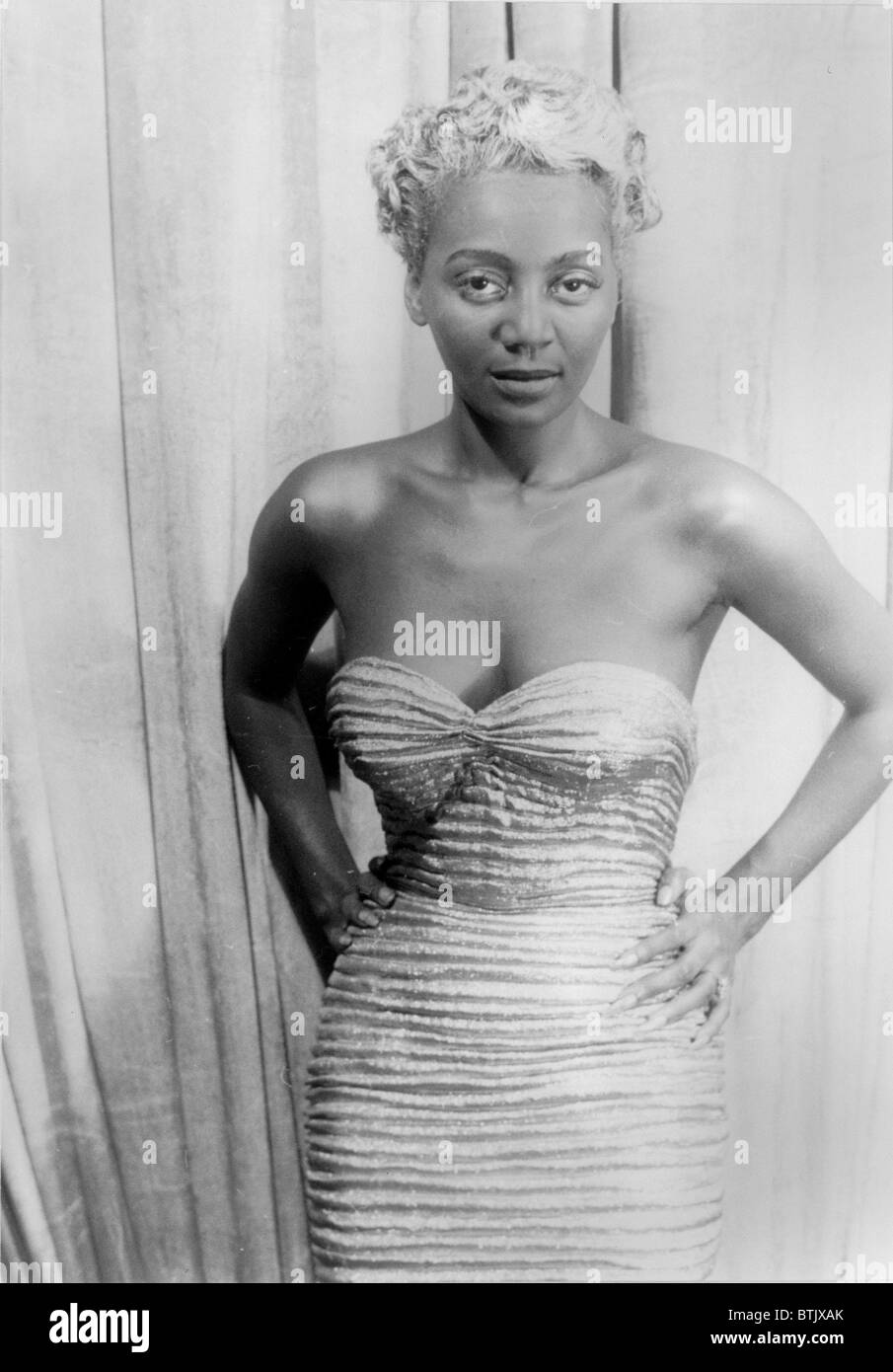 Joyce Bryant, Africana cantante americana, noto come 'il bronzo Blonde Bombshell', fotografia di Carl Van Vechten, 28 maggio 1953. Foto Stock