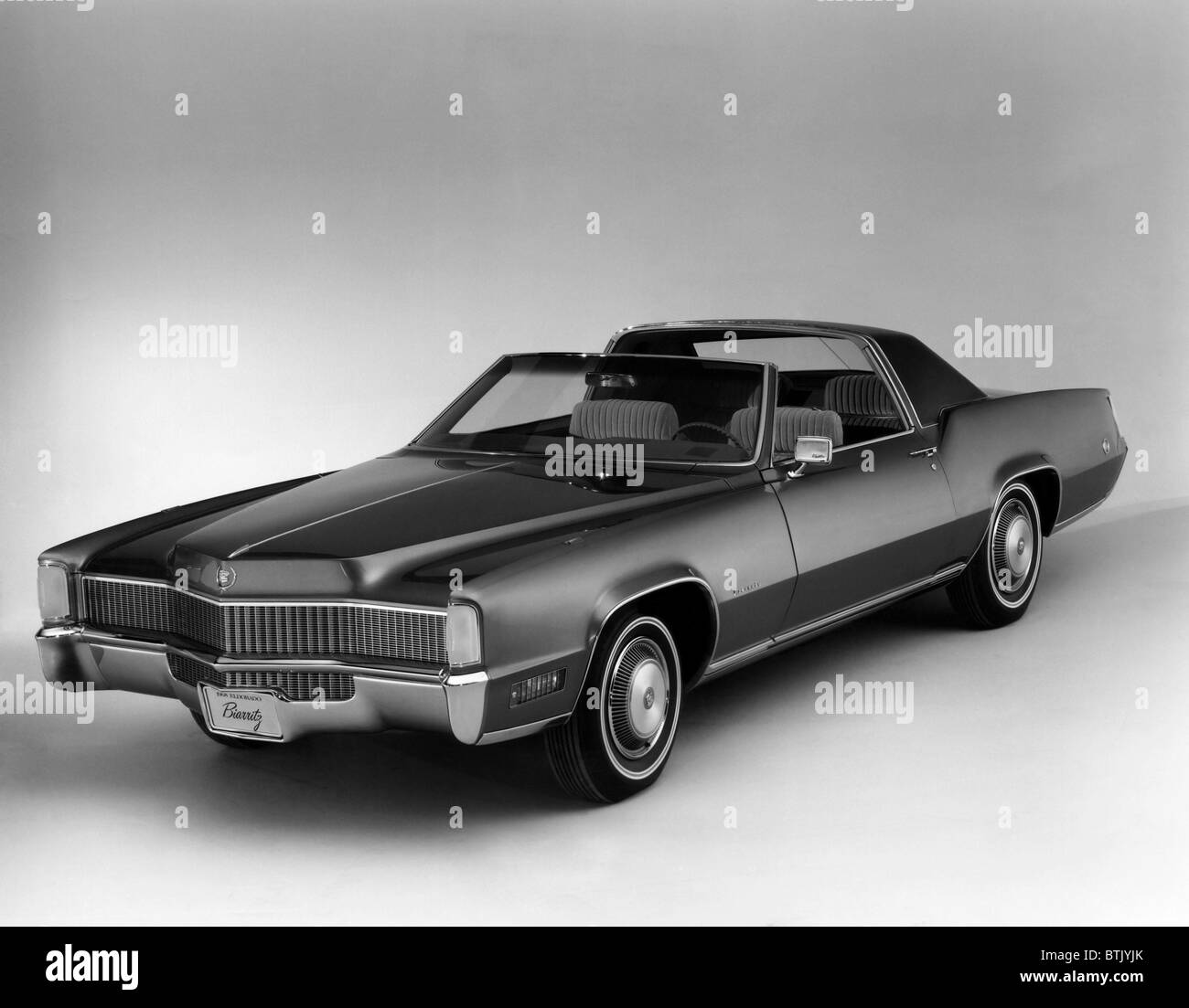 Cadillac Eldorado Biarritz Città Coupe, show car con Landau-tipo tetto, 1968. La cortesia: Archivi CSU/Everett Collection Foto Stock