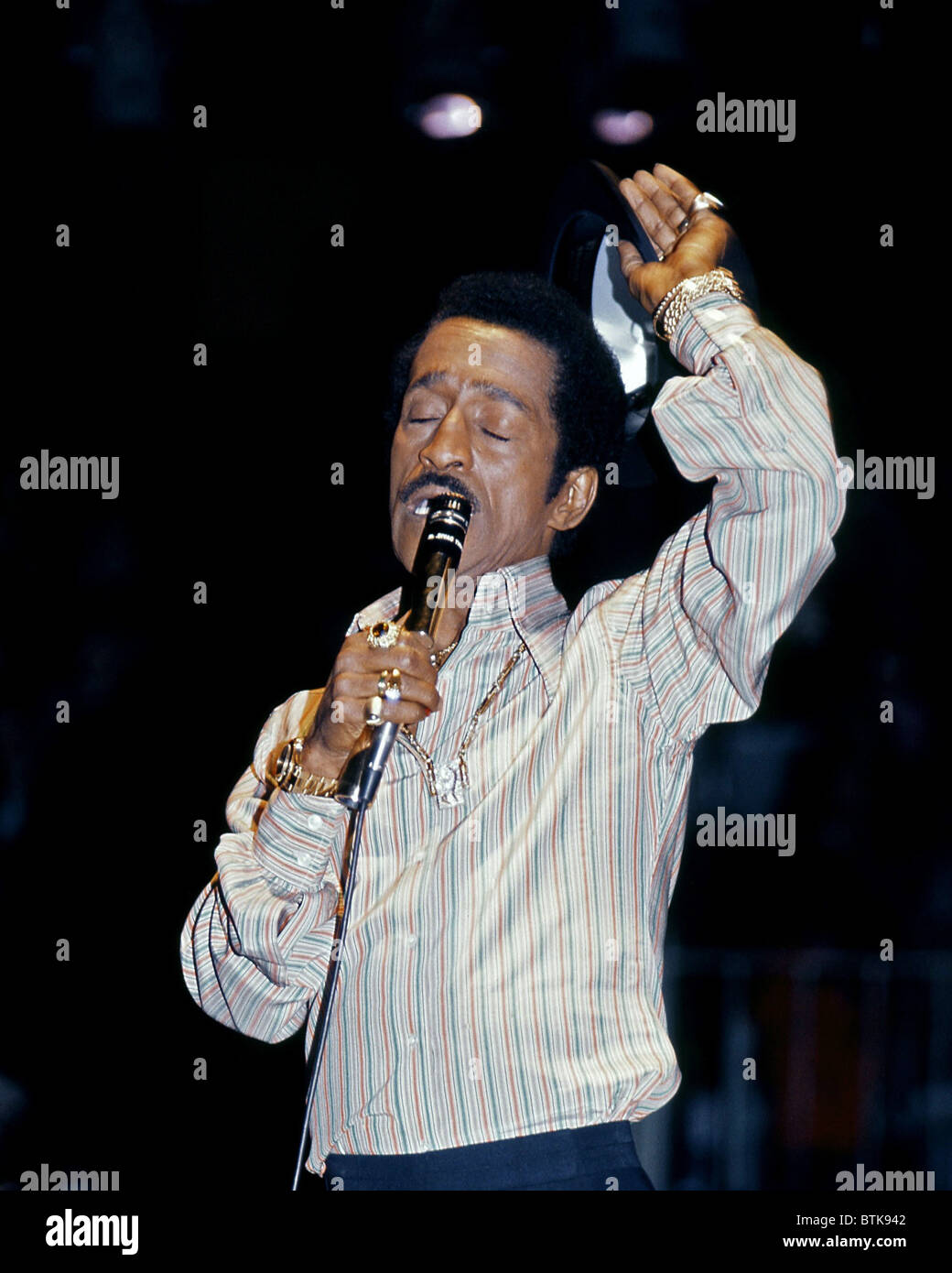 Sammy Davis Jr., 1976, Millrun Playhouse Theatre a tutto tondo, Niles, Illinois. Foto Stock