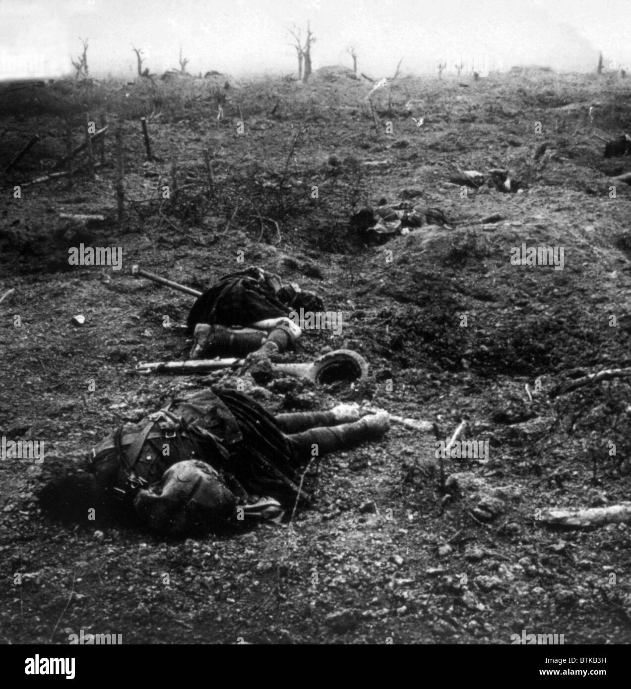 La guerra mondiale I morti soldati scozzesi giacciono su Flanders Fields in Francia, ca. 1914 Foto Stock