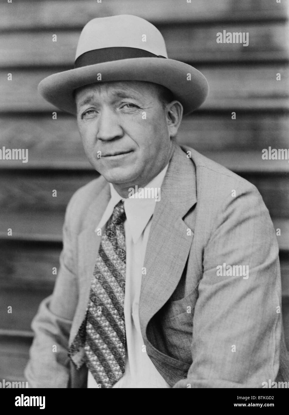 Knute Rockne (1888-1931), capo allenatore di calcio dell'Università di Notre Dame dal 1918 al 1930. Pat O'Brien raffigurato Rockne nel 1940 film, KNUTE ROCKNE, tutte americane. Ca. 1920. Foto Stock