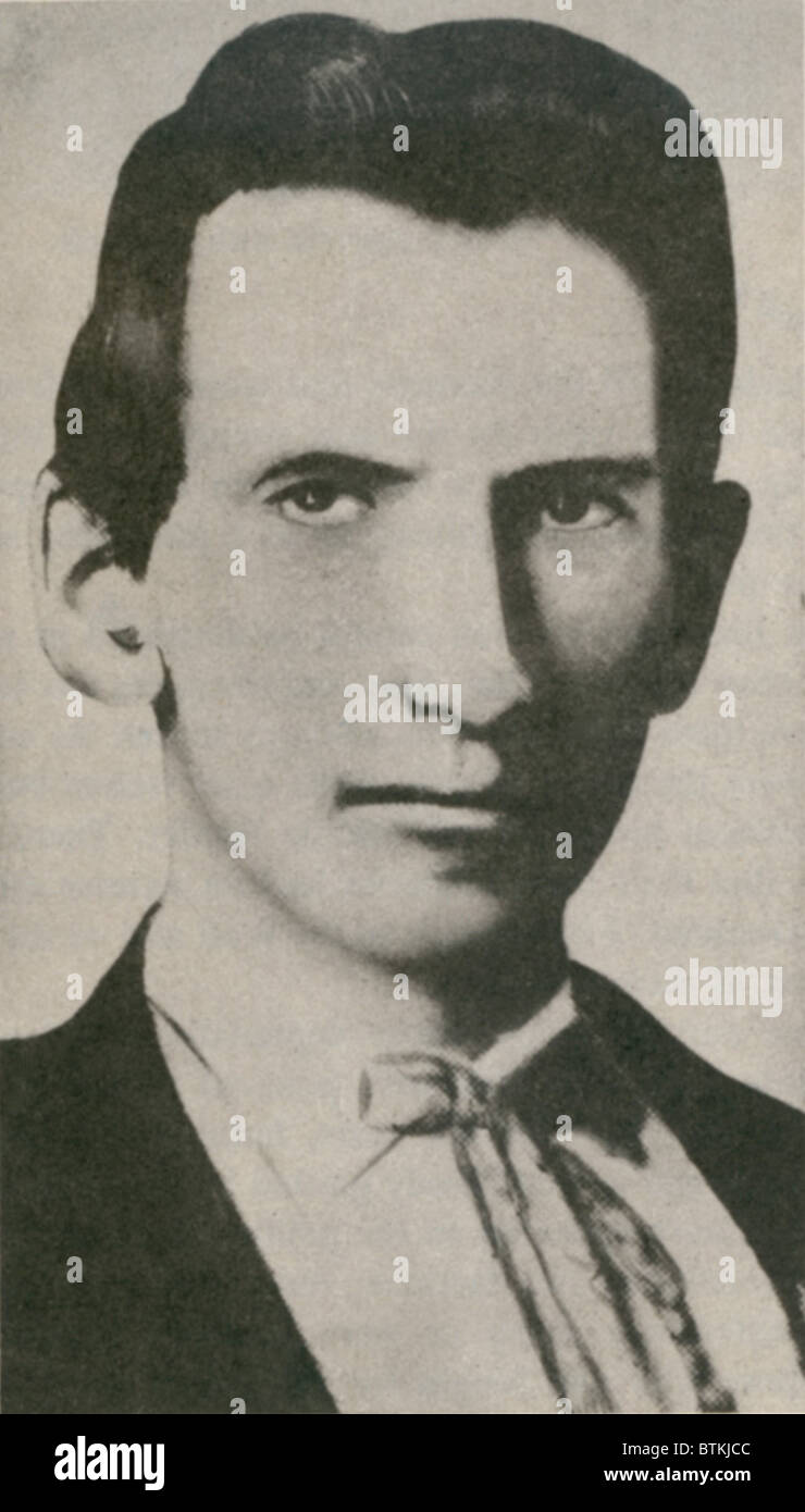 Frank James (1843-1915), è stato il partner di fuorilegge e il fratello maggiore di Jesse James. Jesse dopo la sua morte nel 1882, Frank si arrese a Missouri il governatore e dopo la contrattazione per essere provato solo per due rapine. Egli è stato assolto in entrambi e vissuto pacificamente all'età 72. Foto Stock