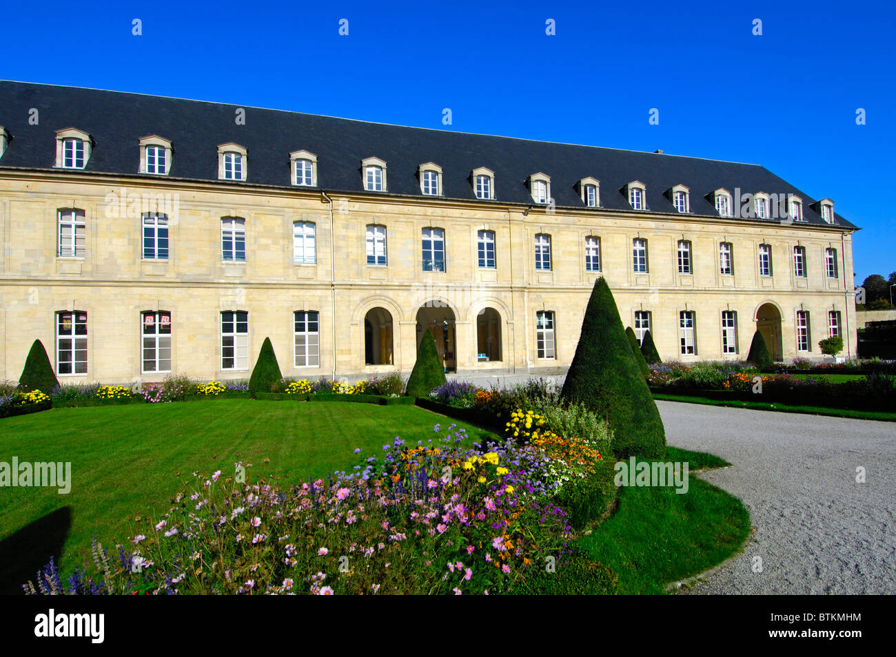 Sainte-Anne ala e la Cour d'Honneur, L'Abbaye aux Dames, Abbazia di donne, Caen, Francia Foto Stock